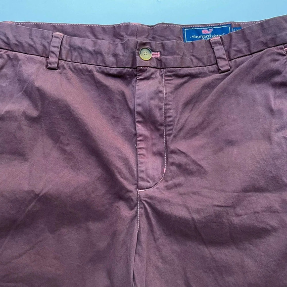 Vineyard Vines Breaker Shorts 9 Inch Inseam Brown Chino Size 36 - Picture 2 of 9